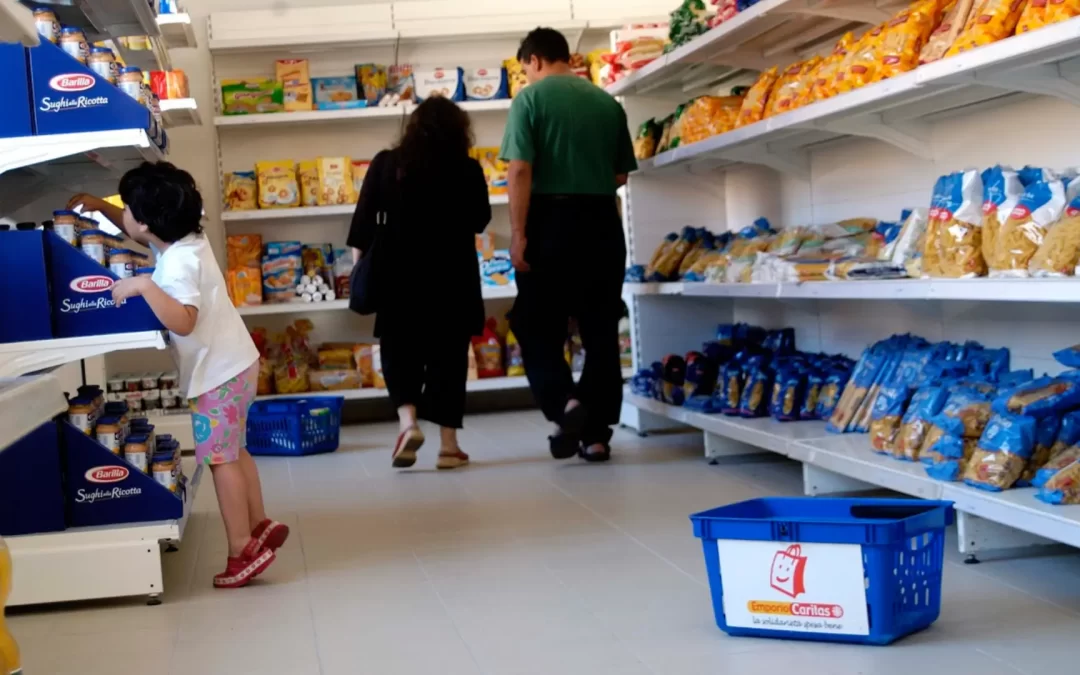 Servono volontari per l’emporio Caritas